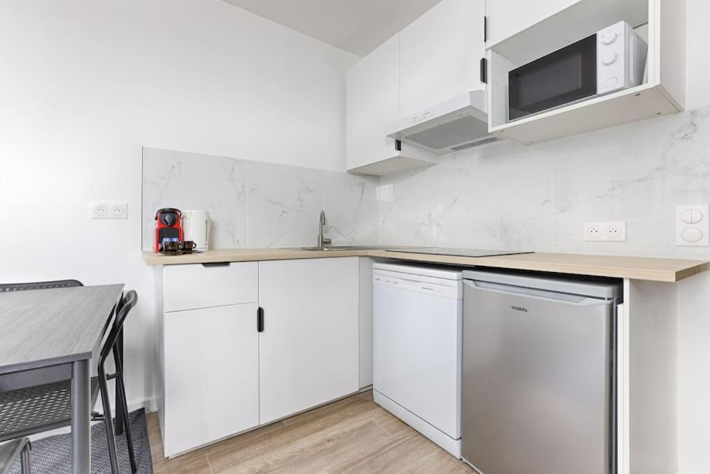 Charming 1br In Heart Of 10th Appartamento *